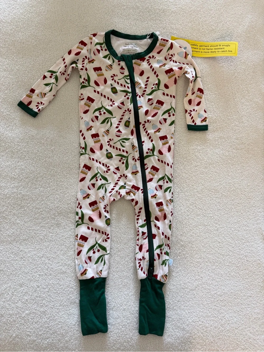 NWT Dreamland Baby Holiday Pajamas